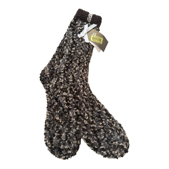 UGG Accessories - UGG Cozy Crew Socks , Sock size 9-11
Shoe Size 5-10